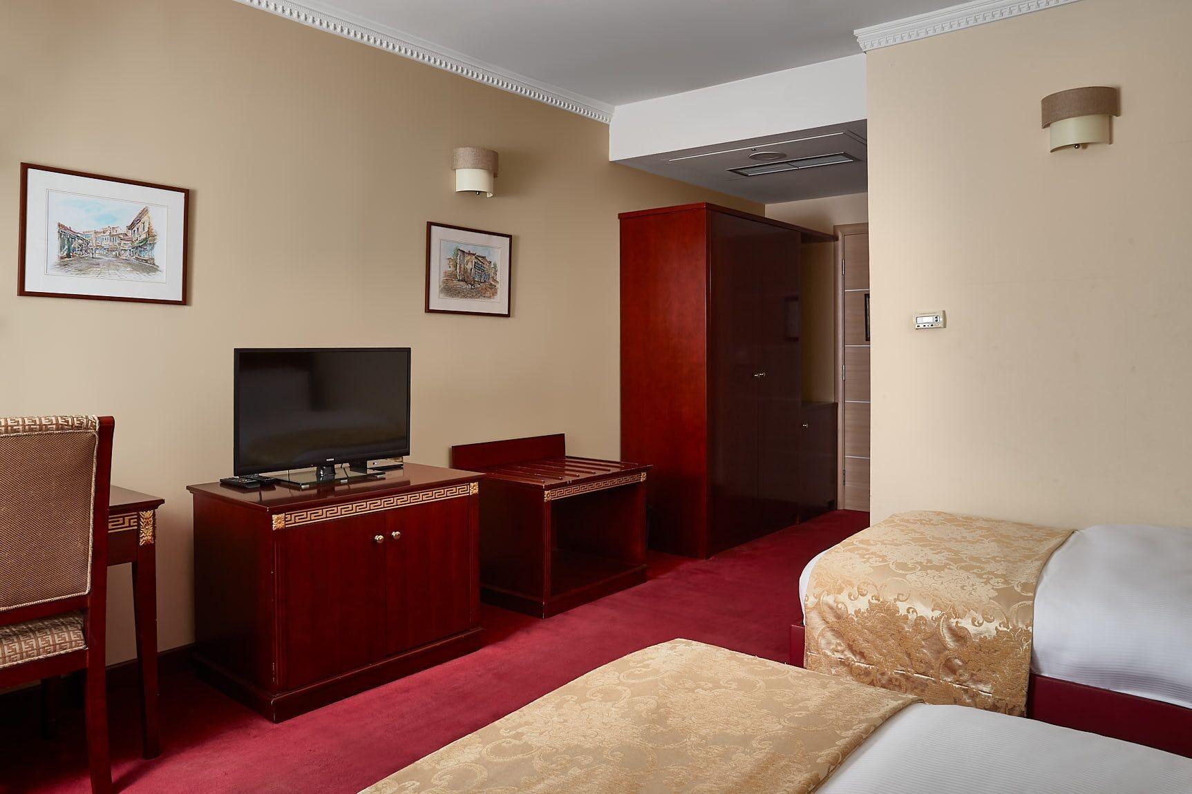 Hotel Gold Skopje Ngoại thất bức ảnh