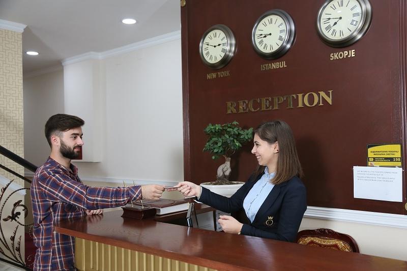 Hotel Gold Skopje Ngoại thất bức ảnh
