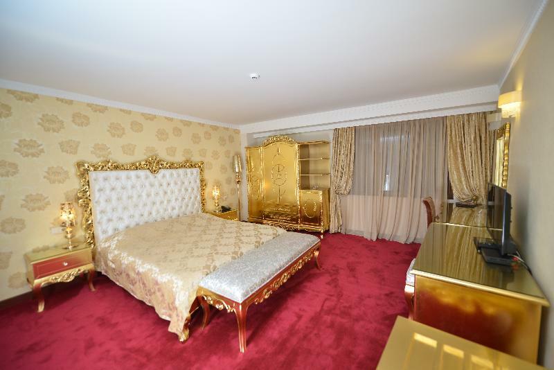 Hotel Gold Skopje Ngoại thất bức ảnh