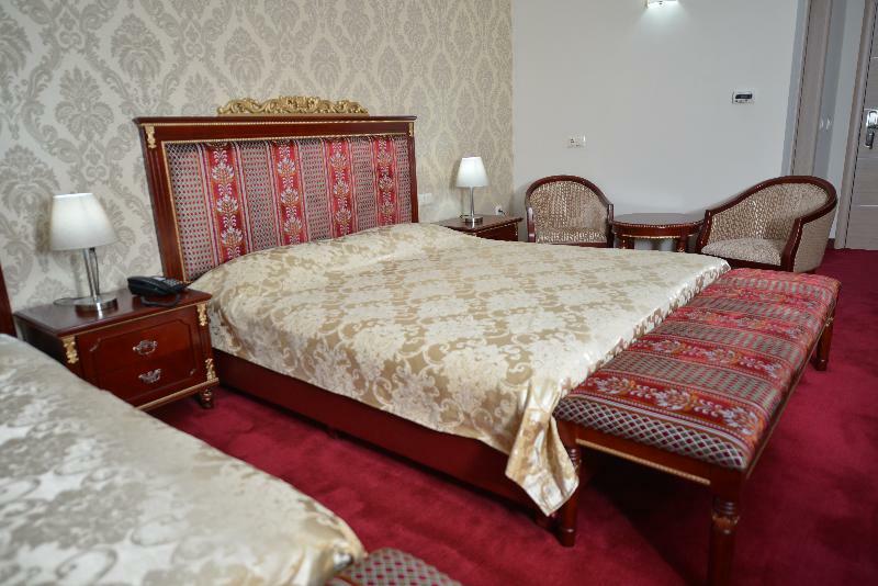 Hotel Gold Skopje Ngoại thất bức ảnh